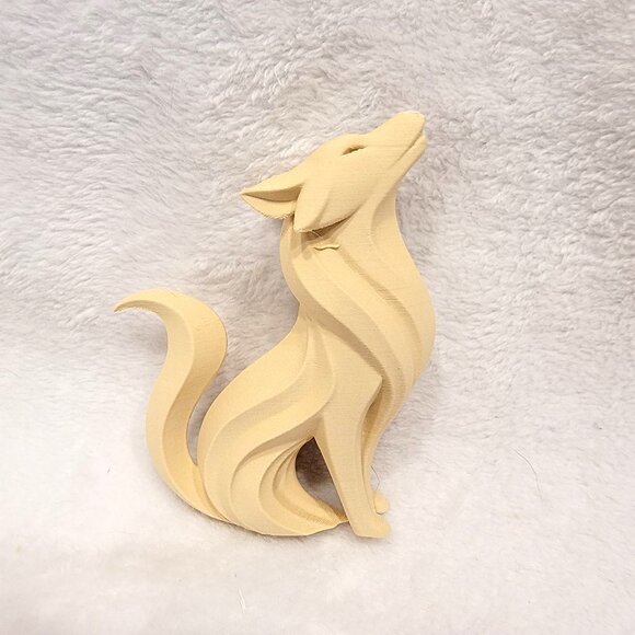 3D Printed Wolf Flow Figurine - Picture 2 of 3